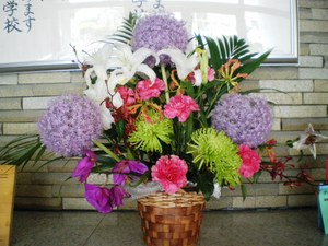 家庭教育学級の花.JPG