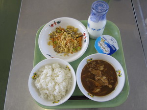 給食試食会 002.JPG