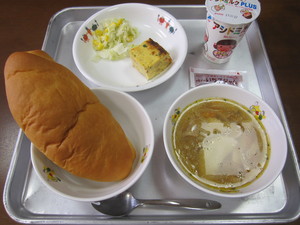 給食２５．１０．１ 001.JPG