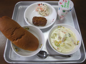 １２月１０日の給食 001.JPG